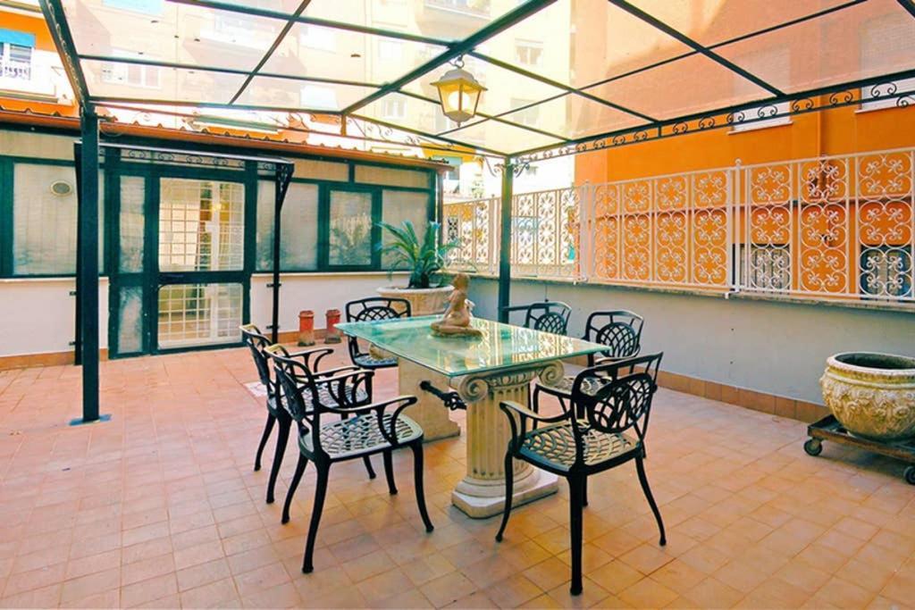 Vatican Luxury Apartment With Terrace - 7 People Рим Екстериор снимка